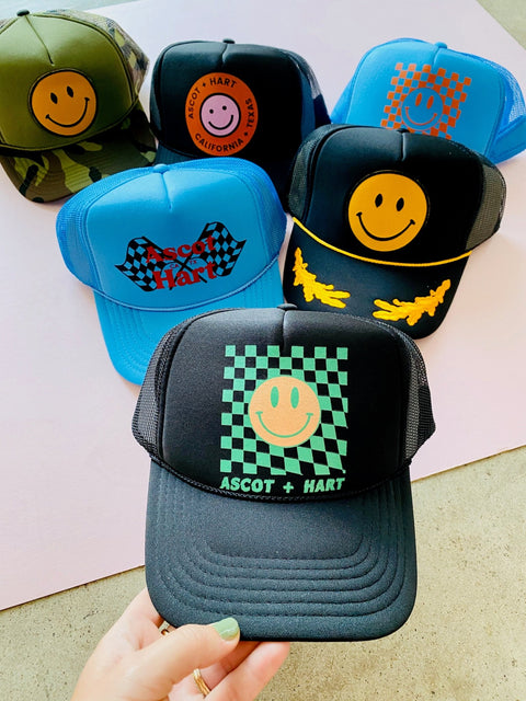 Captain Smiley Trucker - ascot + hart