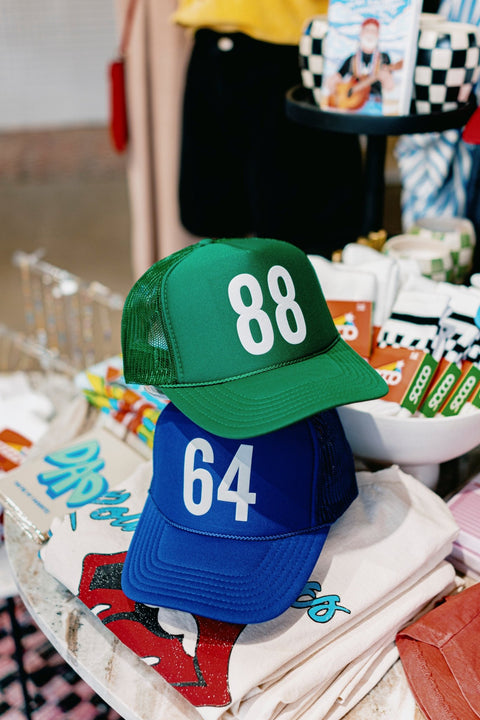 Custom Player Number Trucker - ascot + hart