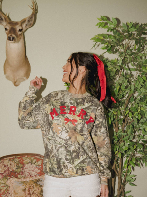 Merry Bow Camo Pullover - ascot + hart