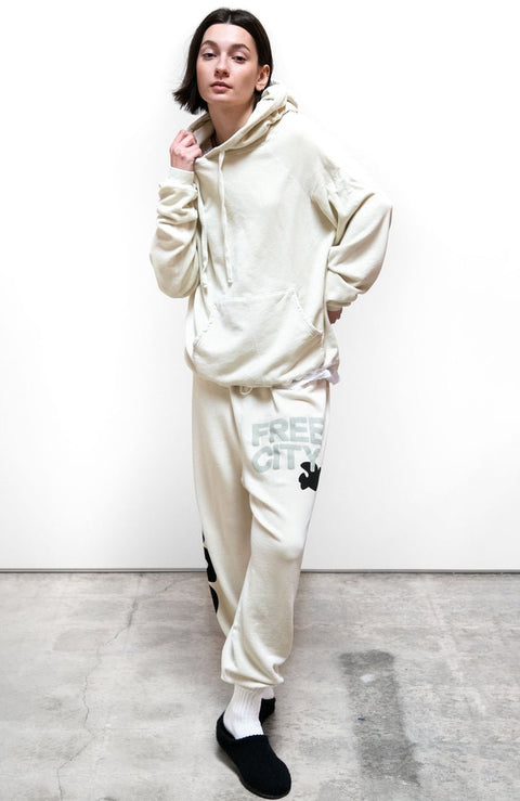 SUPERYUMM OG FREECITYLETSGO sweatpant - bones - ascot + hart